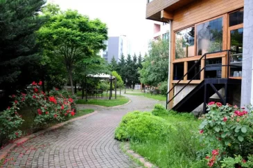 Ataşehir Zübeyde Hanım Eğitim ve Uygulama Merkezi