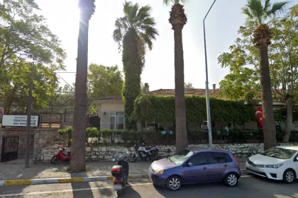 Ayvalık Öğretmenevi