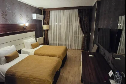 Cunda Uygulama Oteli